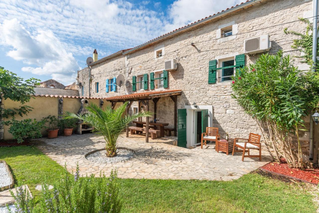 Casa Stifanici Villa Baderna Екстериор снимка