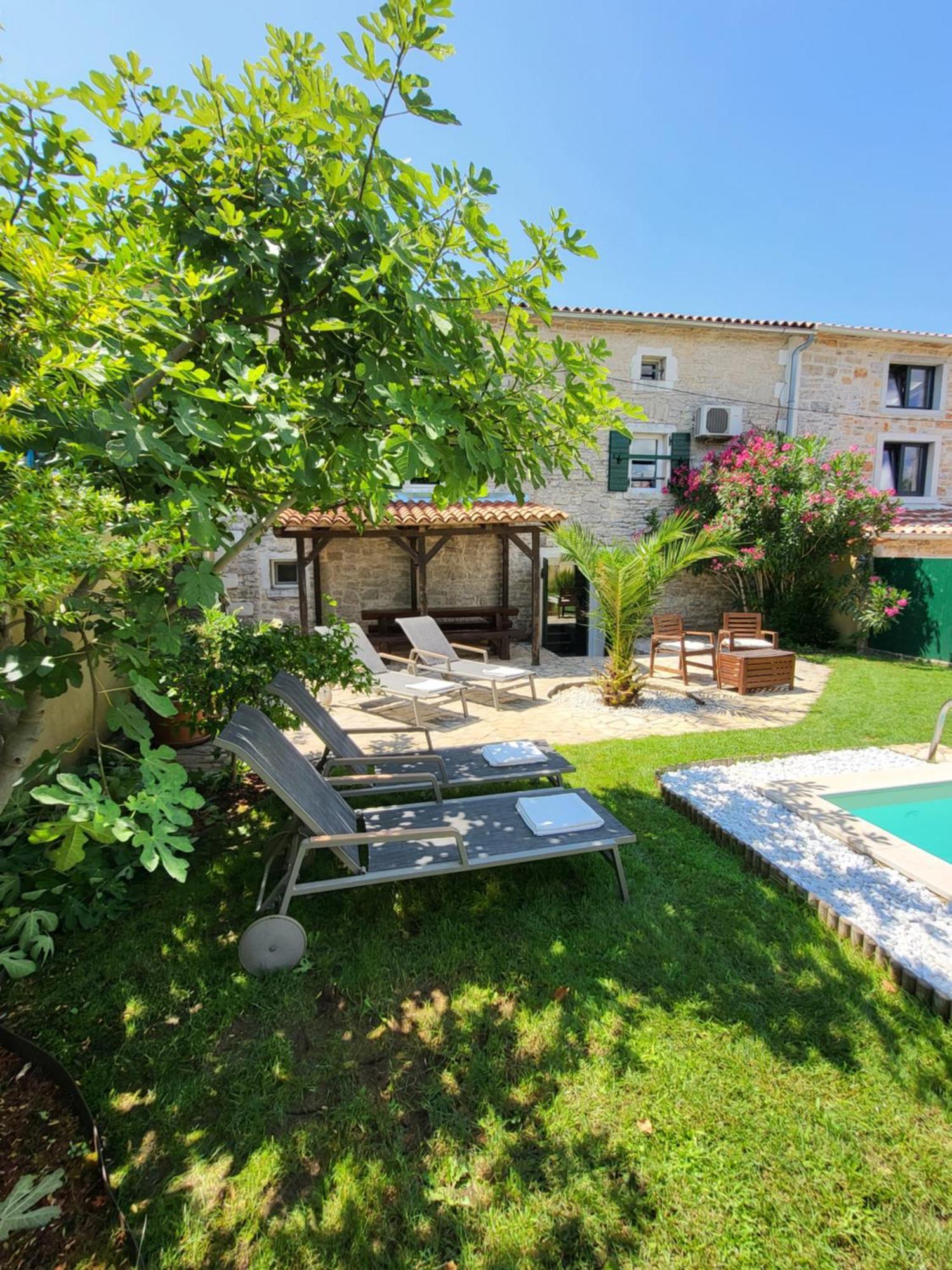 Casa Stifanici Villa Baderna Екстериор снимка